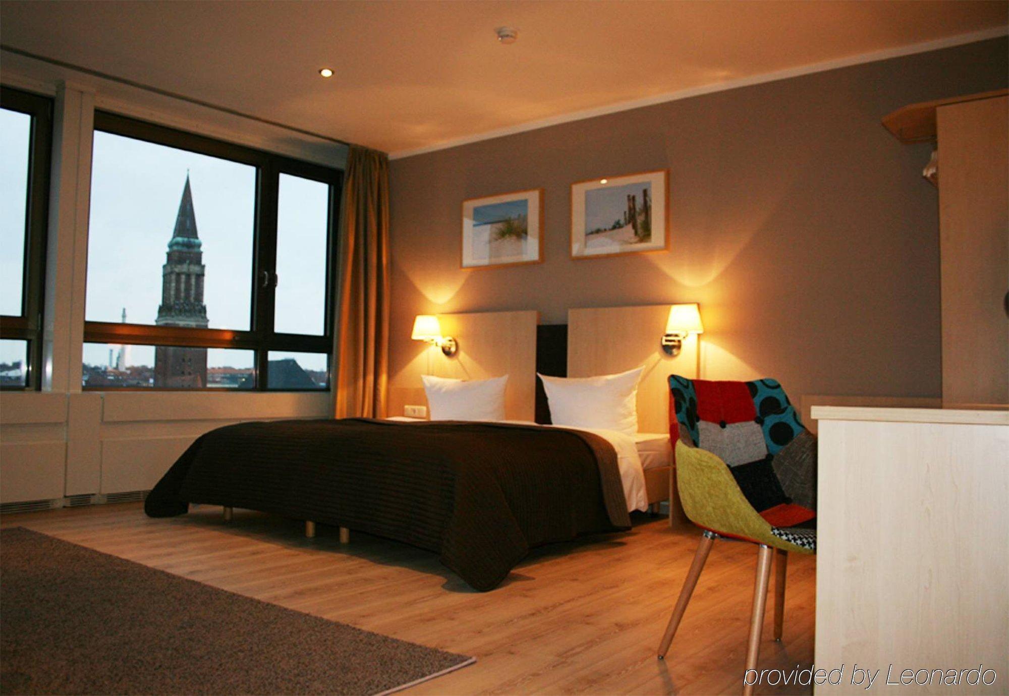 Hotel Astor Kiel By Campanile Экстерьер фото