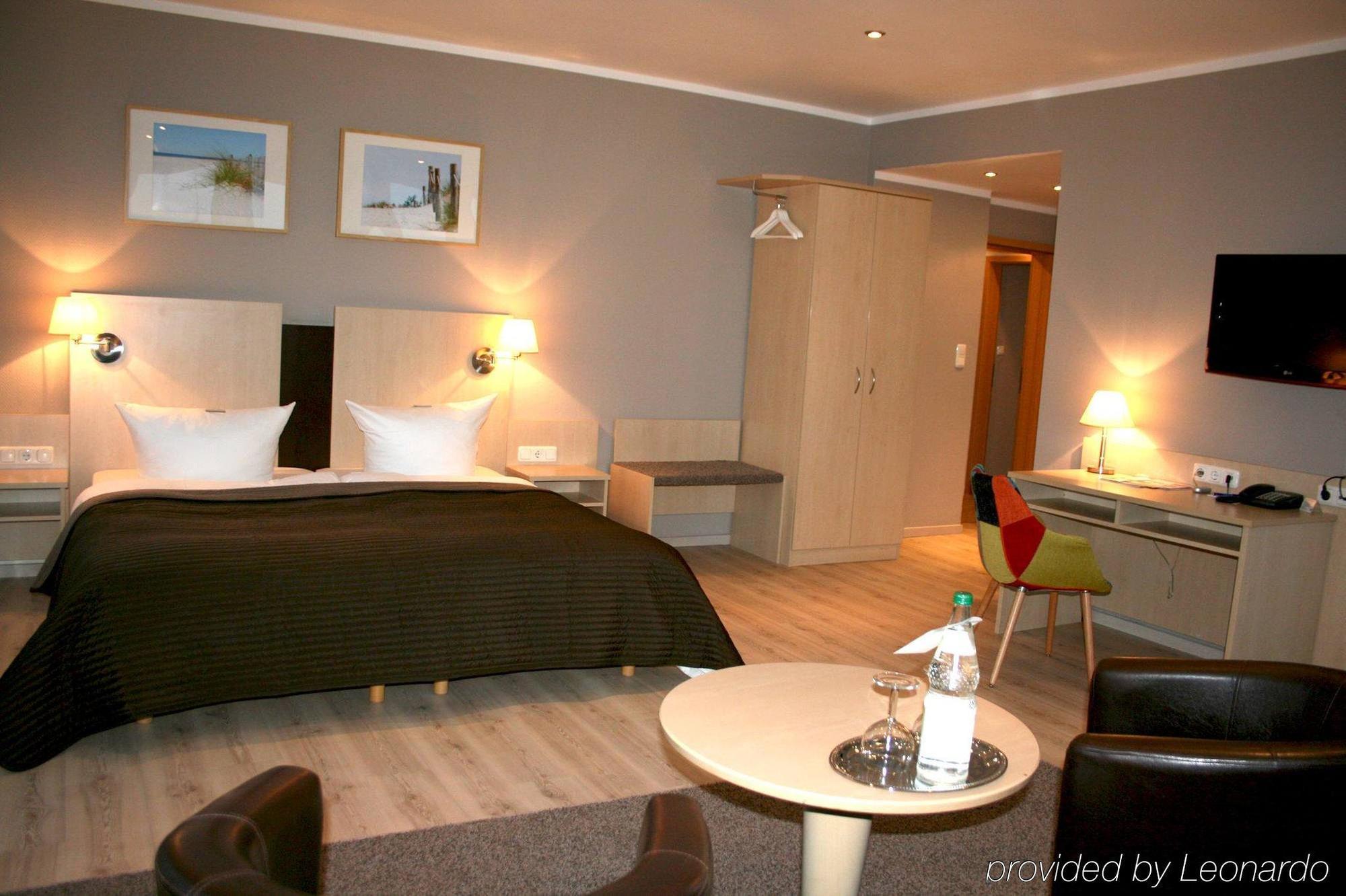 Hotel Astor Kiel By Campanile Экстерьер фото