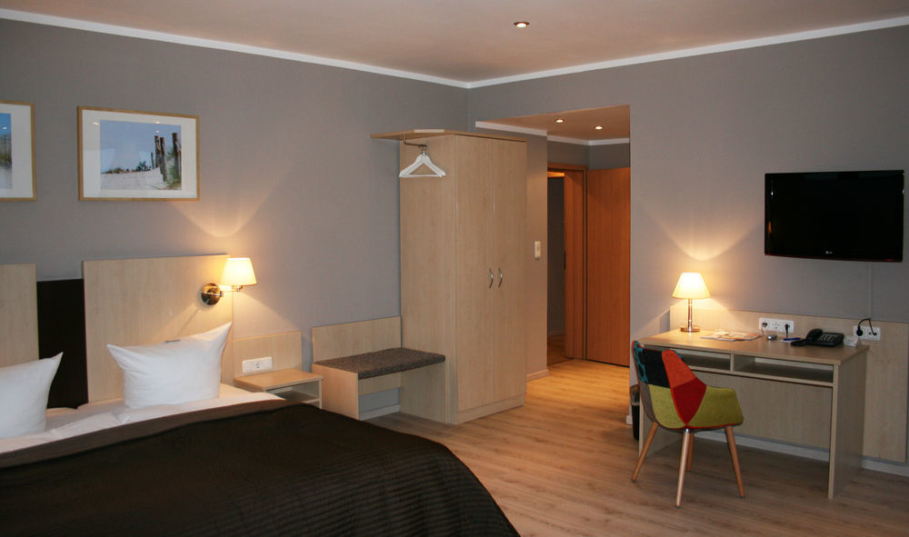 Hotel Astor Kiel By Campanile Экстерьер фото