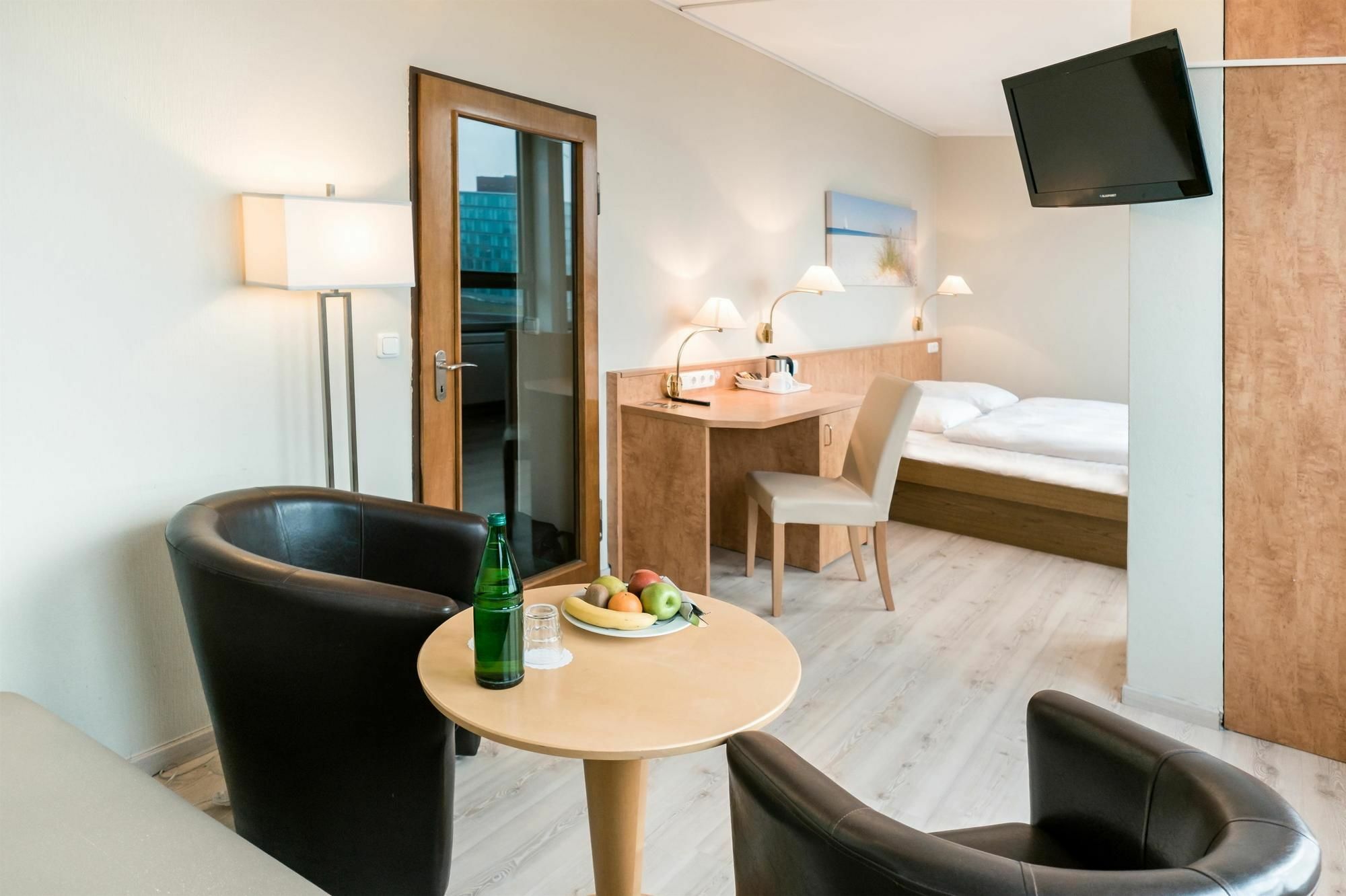 Hotel Astor Kiel By Campanile Экстерьер фото